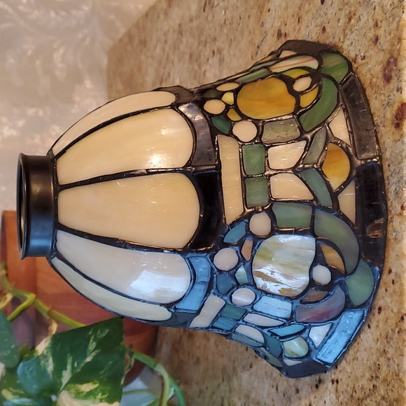 Tiffany style lampshade - Picture 3 of 14